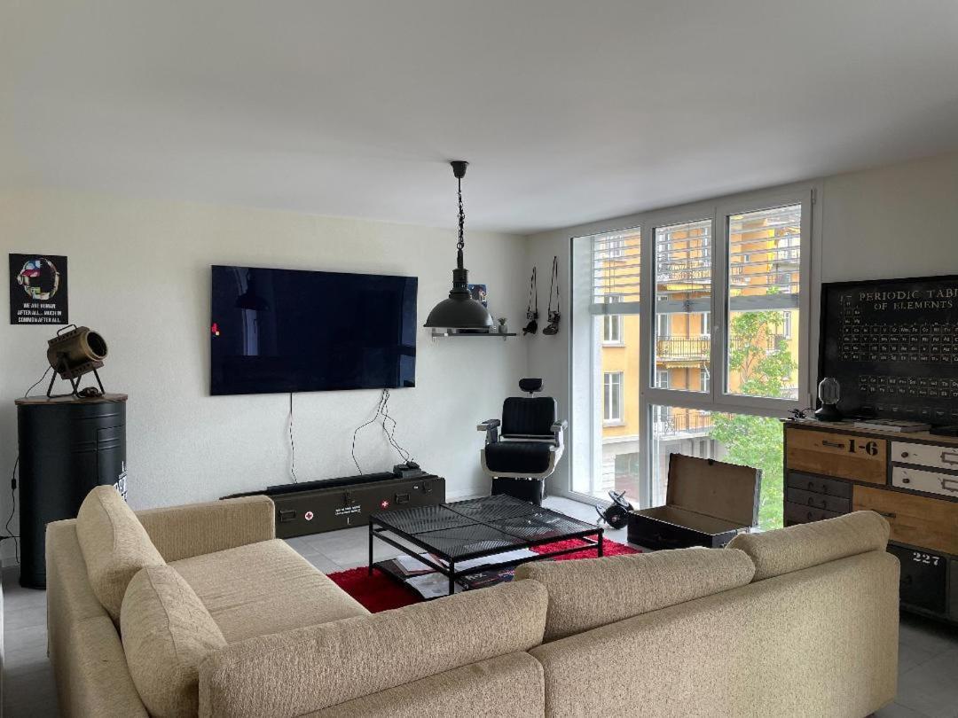 Chambre Double Монтрё Экстерьер фото