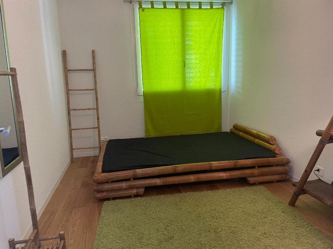 Chambre Double Монтрё Экстерьер фото